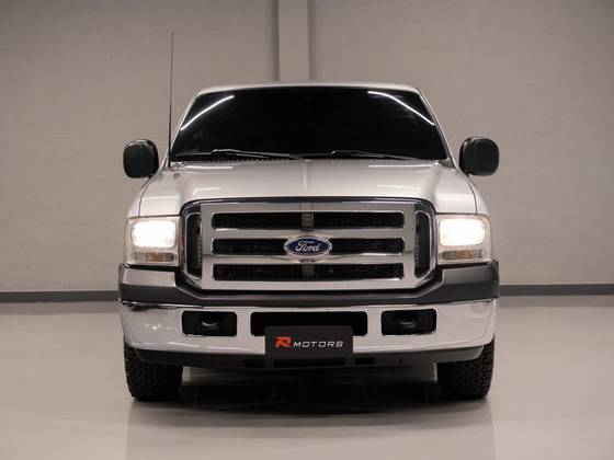 FORD F-250 3.9 XLT 4X2 CS DIESEL 2P MANUAL